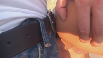 Sunset Analfuck Screencap 2 on www.sinx.com