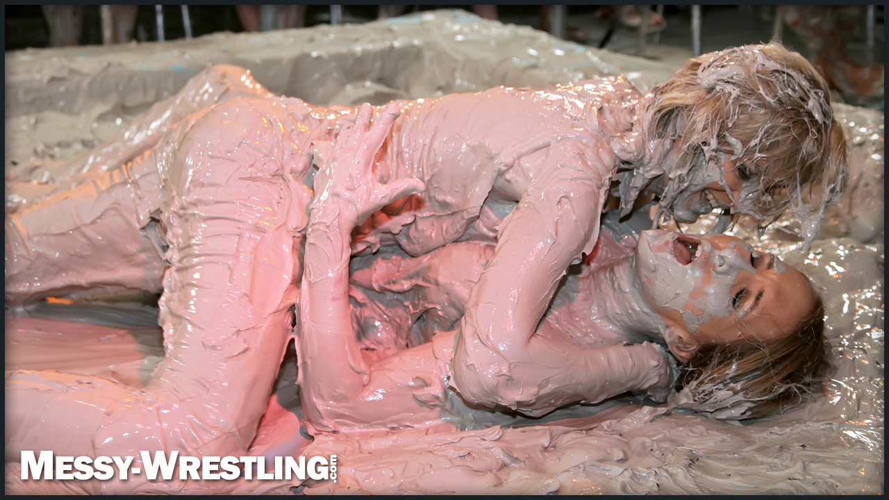 Muddy Wrestling: Jean Dreams Lola vs. Jesica on www.sinx.com