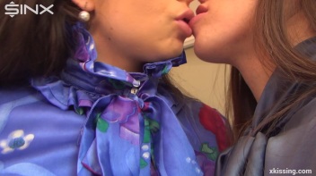 Tongue Twisted Lezzy Girlfriends Screencap 37 on www.sinx.com