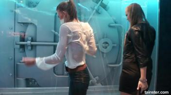 Wetness everywhere and happiness guaranteed Screencap 23 on www.sinx.com