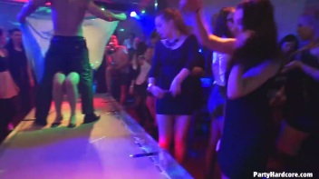 Party Hardcore Gone Crazy Vol. 34 Part 4 - Cam 1 Screencap 10 on www.sinx.com