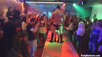 Party Hardcore Gone Crazy Vol. 34 Part 4 - Cam 1 Screencap 28 on www.sinx.com