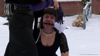 Achilos the Man Cunt Screencap 112 on www.sinx.com