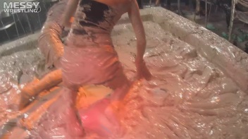 Muddy Wrestling: Raging Regina vs.The Cinnamon Buns Screencap 17 on www.sinx.com