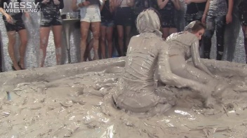 Muddy Wrestling: Miss Skinny Is Back In Messy Action! Hair Pullers Go Hard! Screencap 19 on www.sinx.com