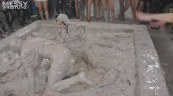 Muddy Wrestling: Miss Skinny Is Back In Messy Action! Hair Pullers Go Hard! Screencap 27 on www.sinx.com