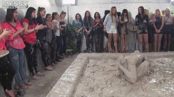 Muddy Wrestling: Miss Skinny Is Back In Messy Action! Hair Pullers Go Hard! Screencap 32 on www.sinx.com