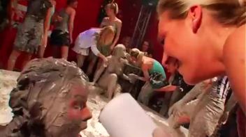 Hard-Bodied Babes Enter The Mud Pit Screencap 51 on www.sinx.com