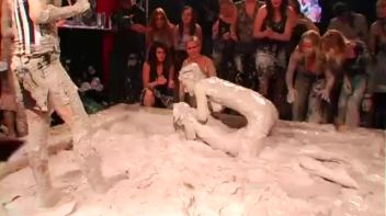 Hard-Bodied Babes Enter The Mud Pit Screencap 69 on www.sinx.com
