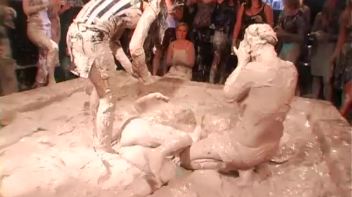 Hard-Bodied Babes Enter The Mud Pit Screencap 75 on www.sinx.com