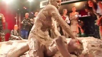 Hard-Bodied Babes Enter The Mud Pit Screencap 49 on www.sinx.com