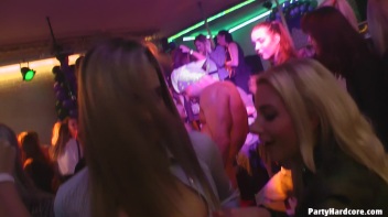 Party Hardcore Gone Crazy Vol. 38 Part 2 - Cam 4 Screencap 14 on www.sinx.com