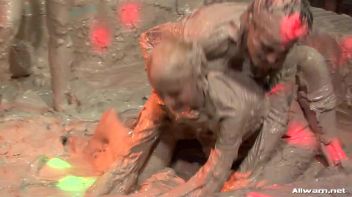 Bloused Babes In Brutal Battle Screencap 57 on www.sinx.com