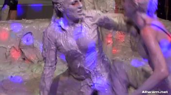 Bloused Babes In Brutal Battle Screencap 58 on www.sinx.com