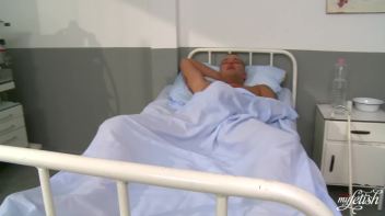 Clarissa Gets It All Screencap 1 on www.sinx.com