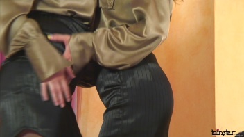 Zuzana Z and Paris Diamond Rip Lesbos Screencap 124 on www.sinx.com