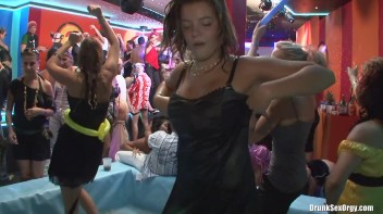 Bikini Beach Balls Part 2 - Cam 2 Screencap 80 on www.sinx.com