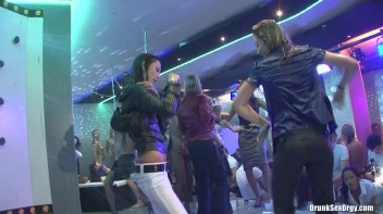 Satin Skeeters Part 3 - Cam 4 Screencap 14 on www.sinx.com