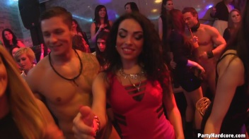 Party Hardcore Gone Crazy Vol. 9 Part 2 - Cam 1 Screencap 12 on www.sinx.com