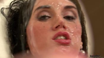 Kety's Insane Pearl Necklace Screencap 55 on www.sinx.com