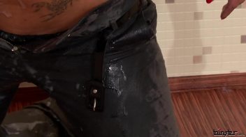 Kety's Insane Pearl Necklace Screencap 66 on www.sinx.com