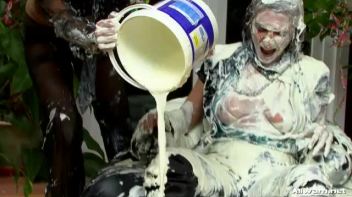 Splatter Therapy Screencap 50 on www.sinx.com