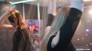 Shake It Shower Show Screencap 18 on www.sinx.com