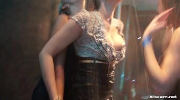 Shake It Shower Show Screencap 50 on www.sinx.com