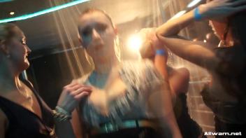 Shake It Shower Show Screencap 52 on www.sinx.com