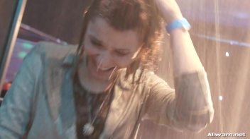 Shake It Shower Show Screencap 6 on www.sinx.com