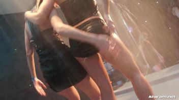 Shake It Shower Show Screencap 60 on www.sinx.com