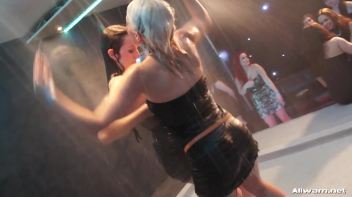 Shake It Shower Show Screencap 66 on www.sinx.com