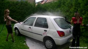 Eurobabes Take Car Washing Very Seriously Screencap 75 on www.sinx.com