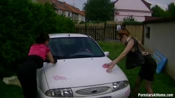 Eurobabes Take Car Washing Very Seriously Screencap 11 on www.sinx.com