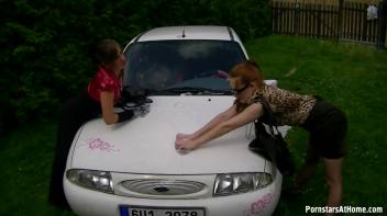 Eurobabes Take Car Washing Very Seriously Screencap 20 on www.sinx.com