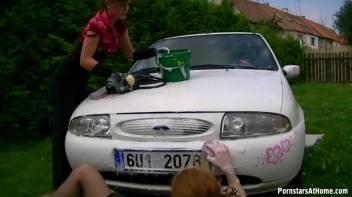 Eurobabes Take Car Washing Very Seriously Screencap 30 on www.sinx.com