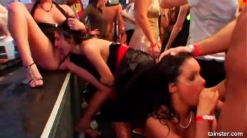 Gash Bash Part 5 - Shower Cam Screencap 37 on www.sinx.com