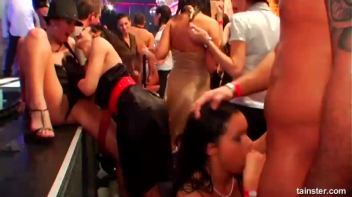 Gash Bash Part 5 - Shower Cam Screencap 38 on www.sinx.com