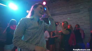 Party Hardcore Gone Crazy Vol. 33 Part 5 - Cam 3 Screencap 75 on www.sinx.com