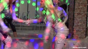 Sharka Blue's Gloriously Muddy Return! Screencap 16 on www.sinx.com
