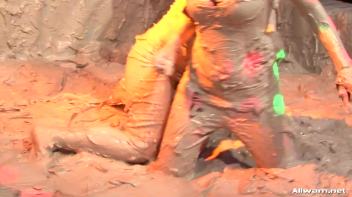 Sharka Blue's Gloriously Muddy Return! Screencap 22 on www.sinx.com