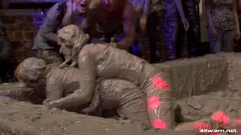 Sharka Blue's Gloriously Muddy Return! Screencap 48 on www.sinx.com