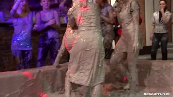 Sharka Blue's Gloriously Muddy Return! Screencap 55 on www.sinx.com