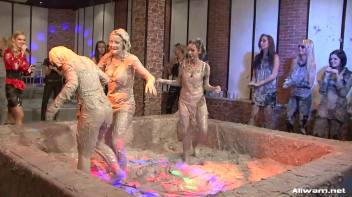Sharka Blue's Gloriously Muddy Return! Screencap 64 on www.sinx.com