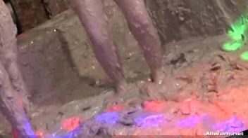 Sharka Blue's Gloriously Muddy Return! Screencap 76 on www.sinx.com