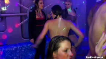 The CFNM Costume Ball Part 6 - Shower Cam Screencap 17 on www.sinx.com
