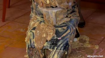 Eggy Snatch Screencap 67 on www.sinx.com