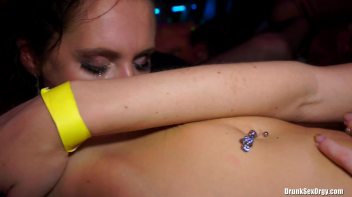 Winter Fuck Jam Part 5 - Cam 4 Screencap 33 on www.sinx.com