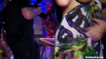 Winter Fuck Jam Part 5 - Cam 4 Screencap 45 on www.sinx.com