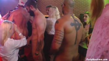 Party Hardcore Gone Crazy Vol. 38 Part 9 - Cam 4 Screencap 44 on www.sinx.com